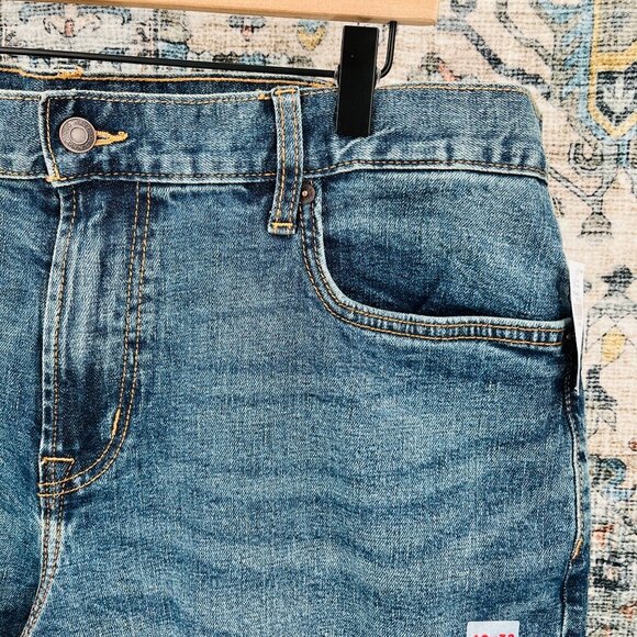 Old Navy Mens Jeans Size 40X32 Loose Fit Built In Flex New With Tags - Picture 3 of 9
